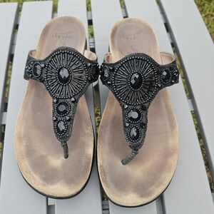 8.4 (39) Dansko Pamela Black Beaded Flip Flop Sandals Women’s